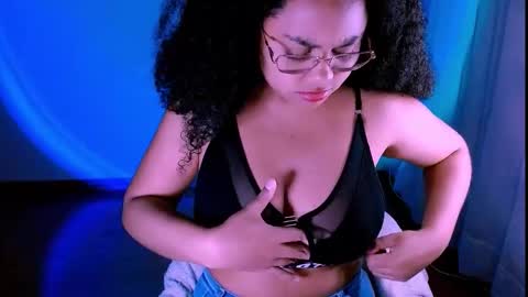 Snapshot of alejandra_conde chatting on September 15, 12:45 am Alejandra online show from September 15, 12:45 am