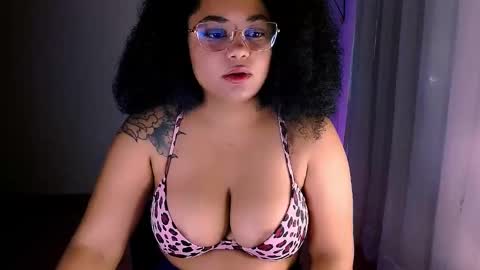 Snapshot of alejandra_conde chatting on January 11, 2:30 am Alejandra online show from January 11, 2:30 am