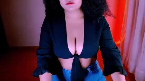Snapshot of alejandra_conde chatting on February 12, 12:58 am Alejandra online show from February 12, 12:58 am