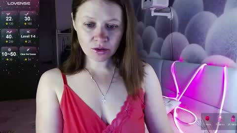 Snapshot of alekasamui chatting on September 15, 9:16 pm Aleksa online show from September 15, 9:16 pm
