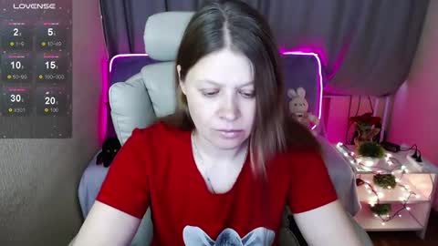 Snapshot of alekasamui chatting on January 30, 4:06 am Aleksa online show from January 30, 4:06 am