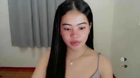 Snapshot of alesha_vibe_me chatting on March 5, 12:16 am alesha_vibe_me online show from March 5, 12:16 am
