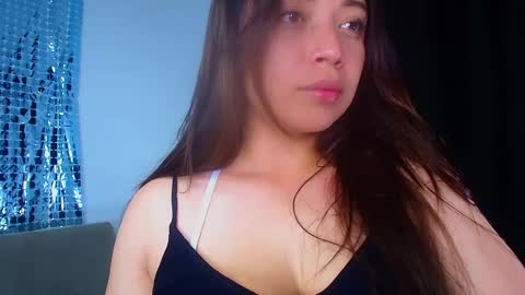 QUEEN OFF MILk  IM BACK  15 NOV online show from February 7, 2:19 am