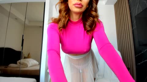 Snapshot of alessa_burns chatting on January 29, 7:04 am Alessa online show from January 29, 7:04 am