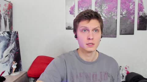 Alex WandHot online show from February 6, 10:25 am