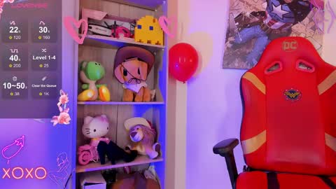 Snapshot of alexa_grey_1 chatting on February 14, 12:25 pm alexa online show from February 14, 12:25 pm