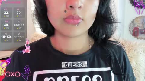 Snapshot of alexa_grey_1 chatting on February 11, 6:55 pm alexa online show from February 11, 6:55 pm