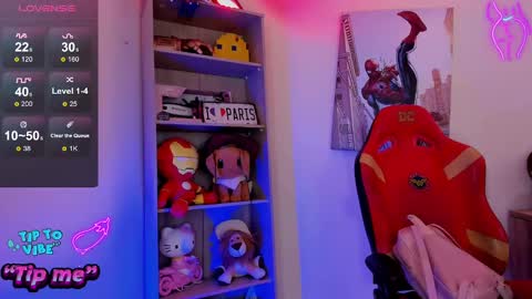 Snapshot of alexa_grey_1 chatting on January 28, 12:22 pm alexa online show from January 28, 12:22 pm