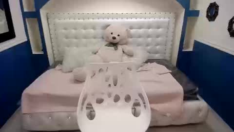 alexa_price_ online show from September 12, 8:44 pm
