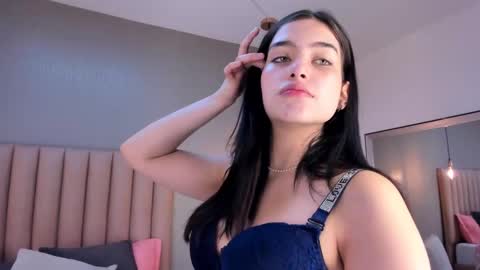 Alexa Thaylor online show from February 4, 3:15 pm