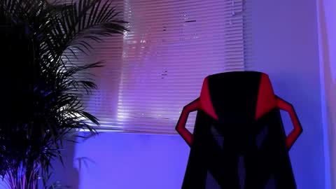 Snapshot of alexander_diiaz chatting on September 17, 12:52 pm Alexander Diaz online show from September 17, 12:52 pm