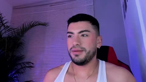 Snapshot of alexander_diiaz chatting on September 12, 10:39 am Alexander Diaz online show from September 12, 10:39 am