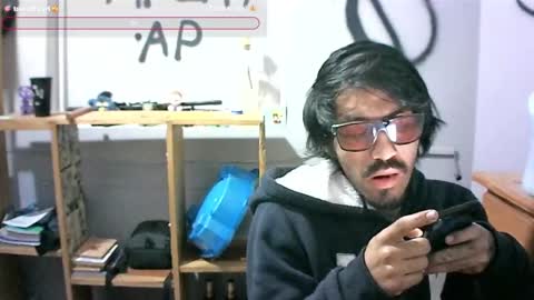 Snapshot of alexandergooddick12 chatting on January 3, 6:44 am aspissus online show from January 3, 6:44 am