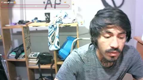 Snapshot of alexandergooddick12 chatting on January 4, 3:40 am aspissus online show from January 4, 3:40 am