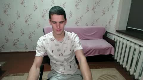 Snapshot of alexanderstrongs chatting on December 27, 6:10 pm alexanderstrongs online show from December 27, 6:10 pm