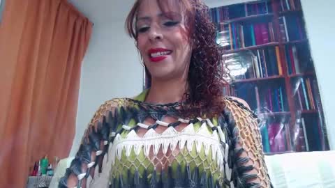 Snapshot of alexandrahornysexi chatting on February 8, 10:39 am alexandra online show from February 8, 10:39 am