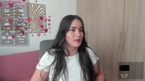 Snapshot of alexeii_grey chatting on February 17, 8:16 pm alexeii_grey online show from February 17, 8:16 pm