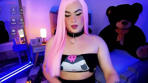 Snapshot of alexia_mattel chatting on February 9, 1:11 am alexia mattel online show from February 9, 1:11 am