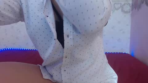 Snapshot of alexiarestrepo chatting on February 28, 3:04 pm Alexia online show from February 28, 3:04 pm