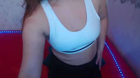 Snapshot of alexiarestrepo chatting on February 5, 6:15 pm Alexia online show from February 5, 6:15 pm
