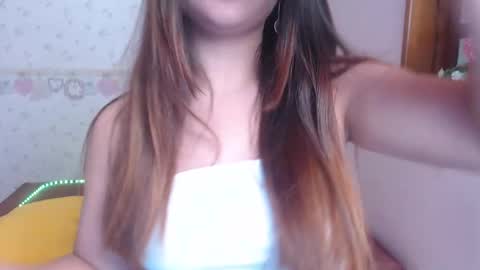 Snapshot of alexiarestrepo chatting on February 24, 12:05 pm Alexia online show from February 24, 12:05 pm