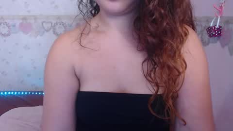 Snapshot of alexiarestrepo chatting on March 11, 3:02 pm Alexia online show from March 11, 3:02 pm