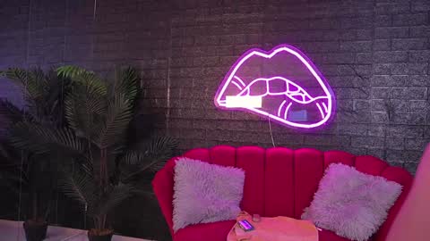 Snapshot of alexiss_texxxas chatting on February 7, 7:50 am Alexis Texas online show from February 7, 7:50 am