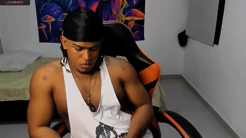 Snapshot of alexj_black chatting on September 19, 12:09 pm ALEXJ BLACK online show from September 19, 12:09 pm