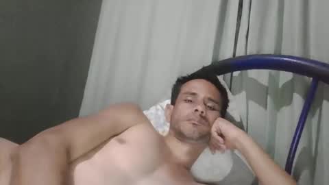 Snapshot of alextico1 chatting on December 6, 5:47 am Alex online show from December 6, 5:47 am
