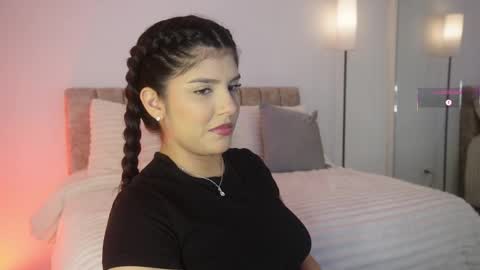 Snapshot of alexxa_dz chatting on September 12, 1:40 am online show from September 12, 1:40 am