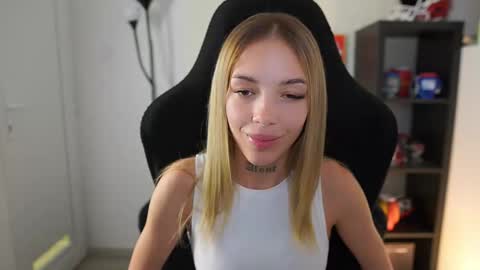 Alexi online show from September 12, 12:51 pm