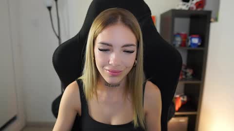 Alexi online show from September 13, 1:02 pm