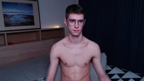 Snapshot of alfie_evanss chatting on January 11, 12:01 am Alfie online show from January 11, 12:01 am