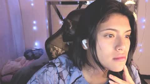 Carolina Join The Fan Club  online show from September 8, 11:59 pm