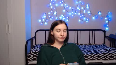Alice online show from January 2, 7:51 pm