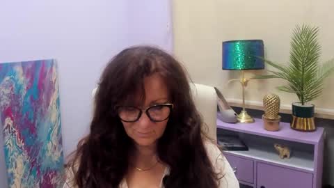 Alice online show from December 2, 5:51 am