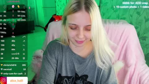 alice_halle online show from December 8, 7:11 pm