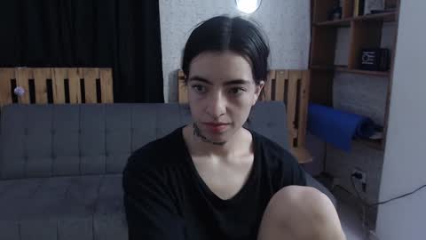 alicee_logan_ online show from January 31, 5:09 am