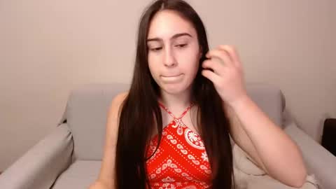 Snapshot of alicekollt chatting on December 27, 9:32 pm alicekollt online show from December 27, 9:32 pm