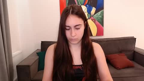 Snapshot of alicekollt chatting on December 2, 10:46 am alicekollt online show from December 2, 10:46 am