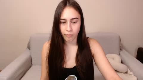Snapshot of alicekollt chatting on December 29, 12:09 am alicekollt online show from December 29, 12:09 am