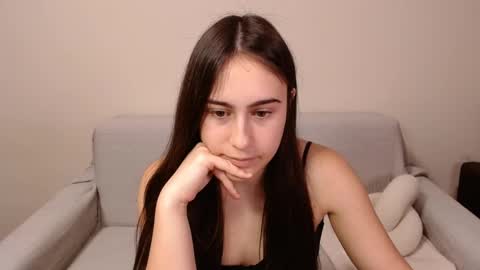 Snapshot of alicekollt chatting on December 29, 11:50 pm alicekollt online show from December 29, 11:50 pm