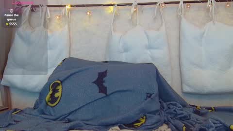 AliceWoolfy online show from December 7, 8:22 pm