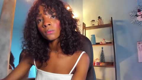 Snapshot of alika_houston chatting on December 16, 12:59 am IG Alik nasso online show from December 16, 12:59 am