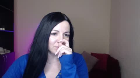 Alika online show from February 3, 3:49 pm
