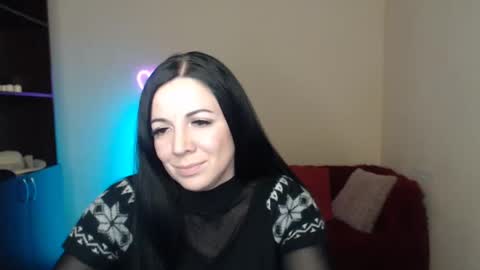 Alika online show from February 6, 1:21 pm