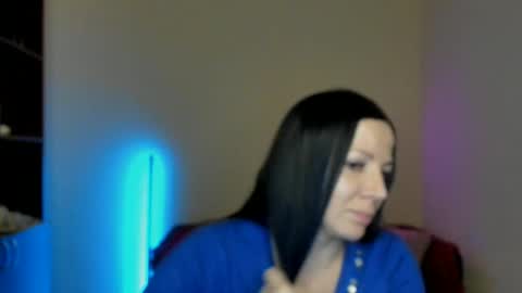 Alika online show from March 6, 1:46 pm