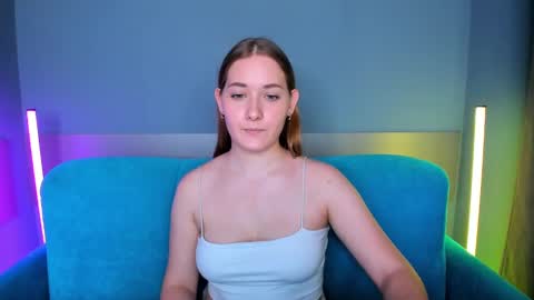 Snapshot of alinawise chatting on February 11, 4:44 am alinawise online show from February 11, 4:44 am
