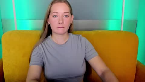 Snapshot of alinawise chatting on September 18, 1:31 am alinawise online show from September 18, 1:31 am