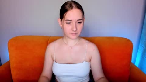 Snapshot of alinawise chatting on February 3, 1:09 am alinawise online show from February 3, 1:09 am